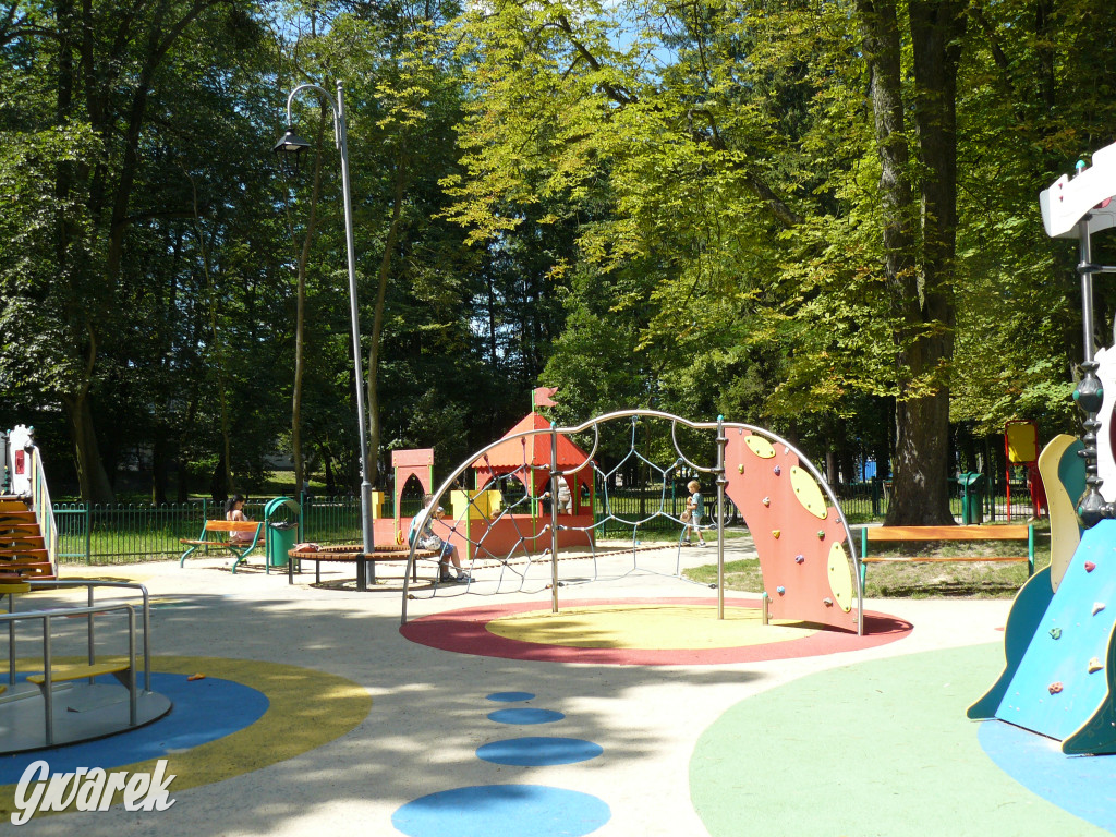 Place zabaw. Na który stawiacie?