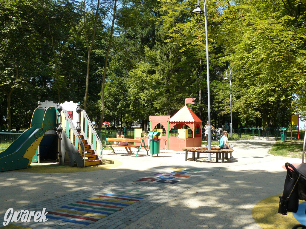 Place zabaw. Na który stawiacie?