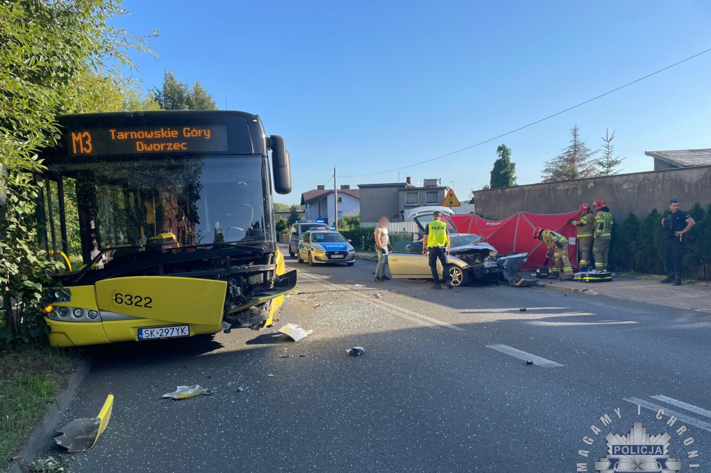 Czołowe zderzenie samochodu z autobusem M3, objazdy
