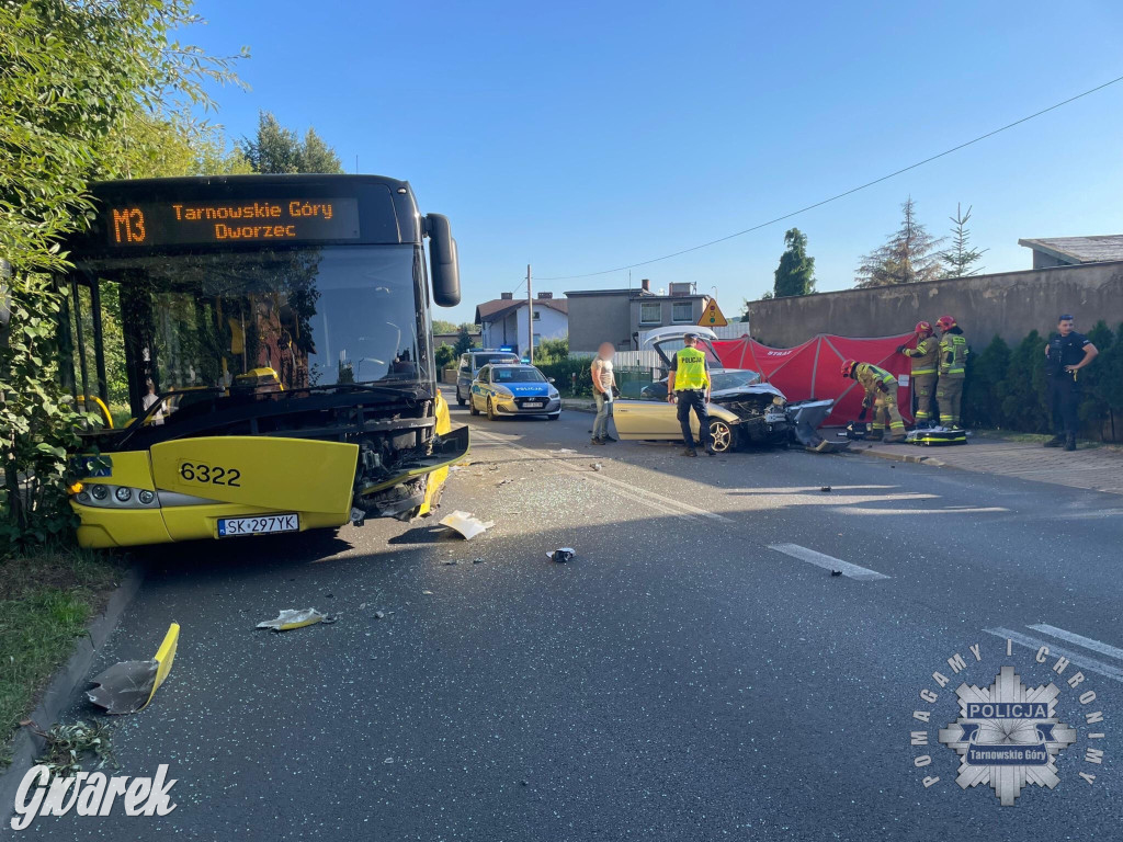  Czołowe zderzenie samochodu z autobusem M3, objazdy