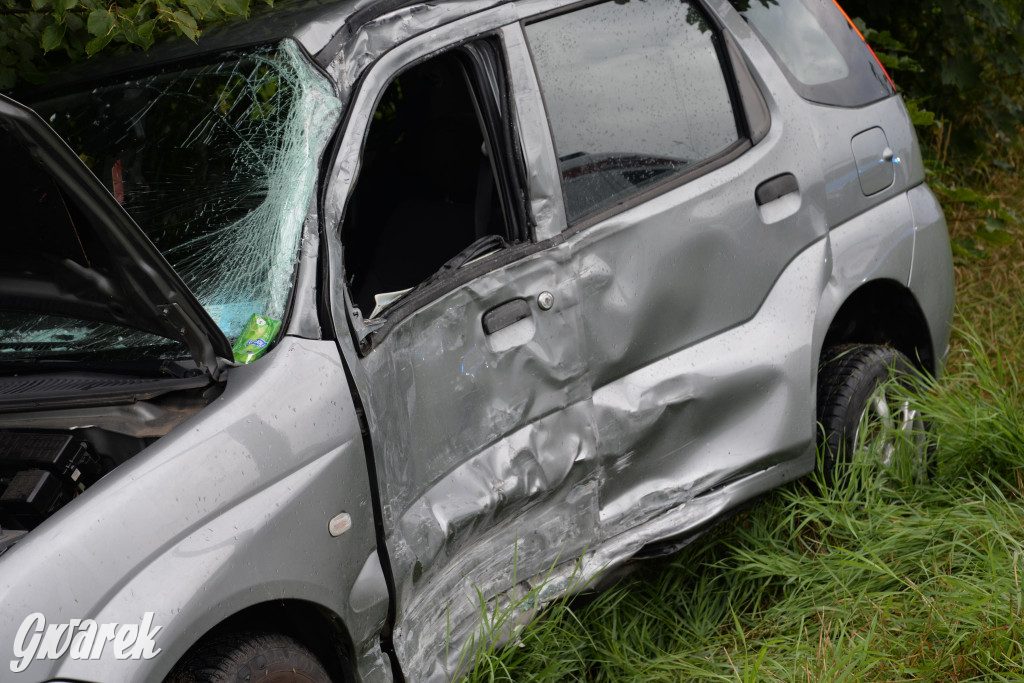 Tarnowskie Góry, obwodnica. Zderzenie z ciężarówką