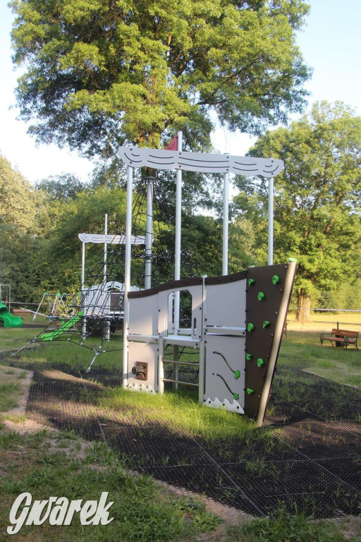 Place zabaw. Na który stawiacie?