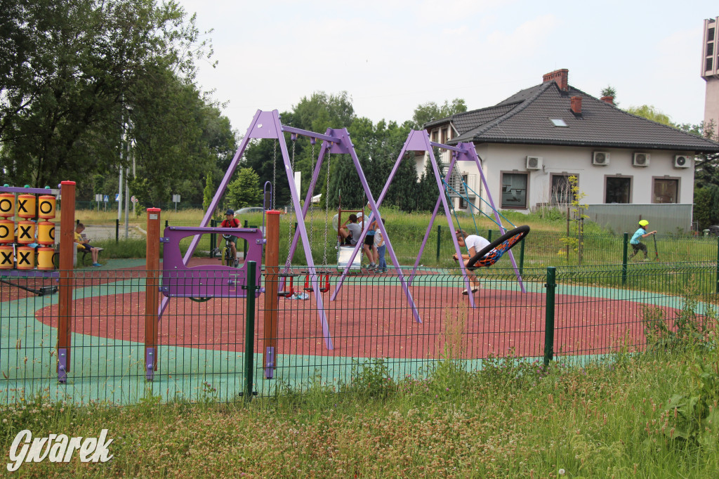 Place zabaw. Na który stawiacie?