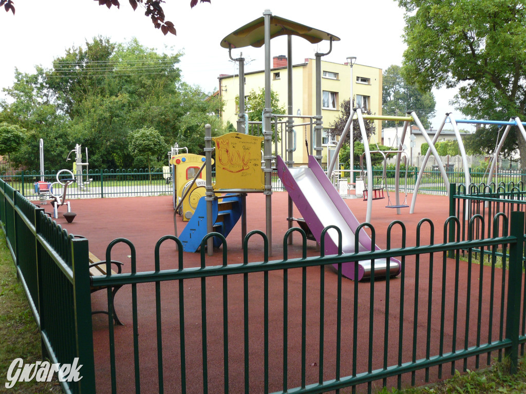 Place zabaw. Na który stawiacie?