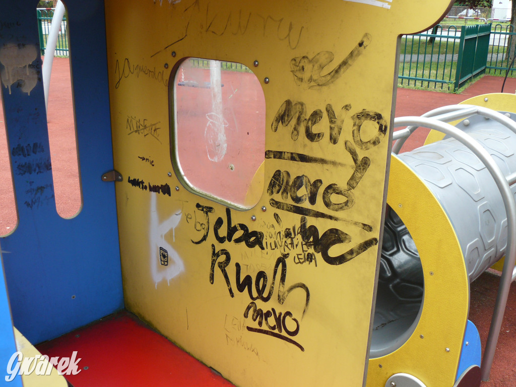 Place zabaw. Na który stawiacie?