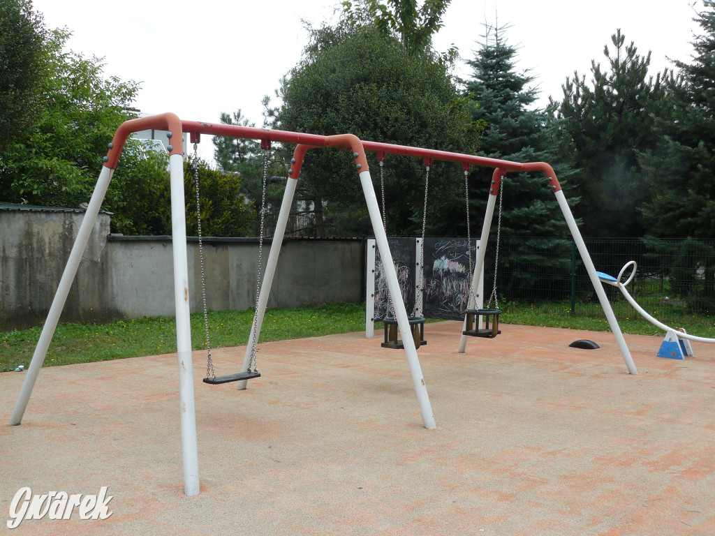 Place zabaw. Na który stawiacie?