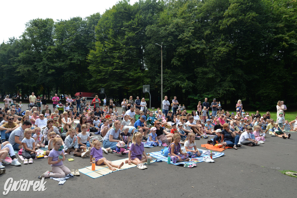 Tarnowskie Góry. Teatralne Parkowanie i harce na polanie!