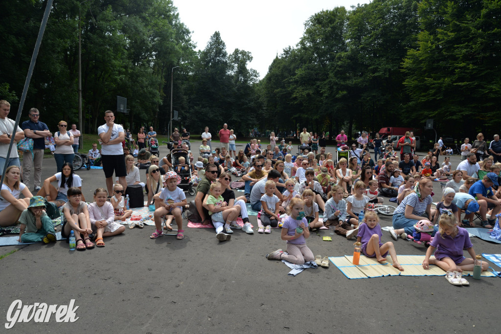 Tarnowskie Góry. Teatralne Parkowanie i harce na polanie!