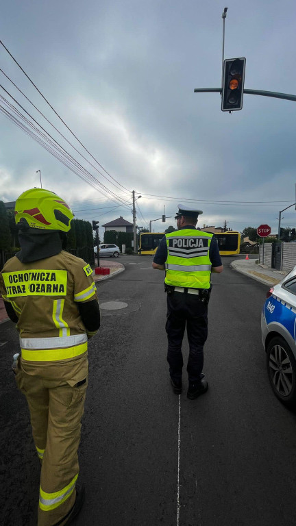 Zderzenie osobówki z autobusem