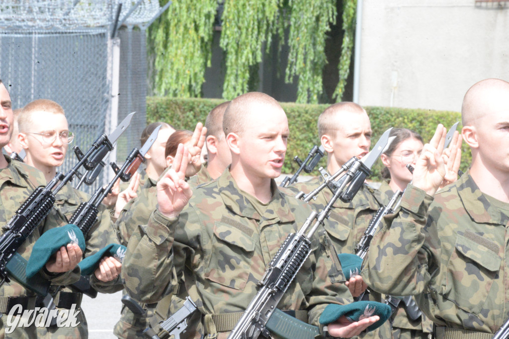 5. Pułk Chemiczny w Tarnowskich Górach. Przysięga wojskowa