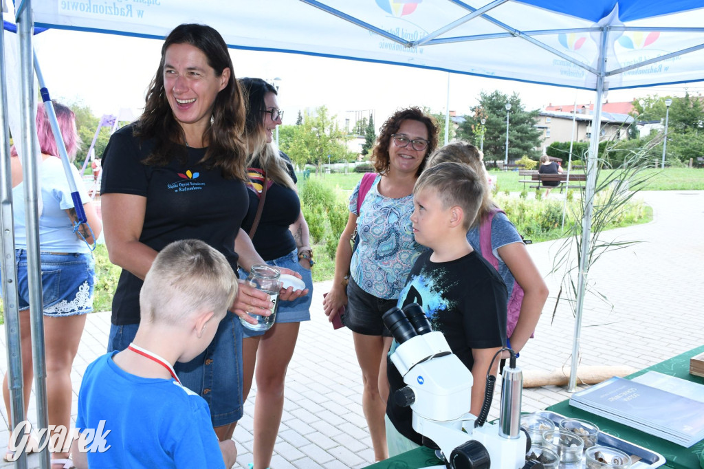 Czystsza Szarlejka, mikroskop i woda z saturatora