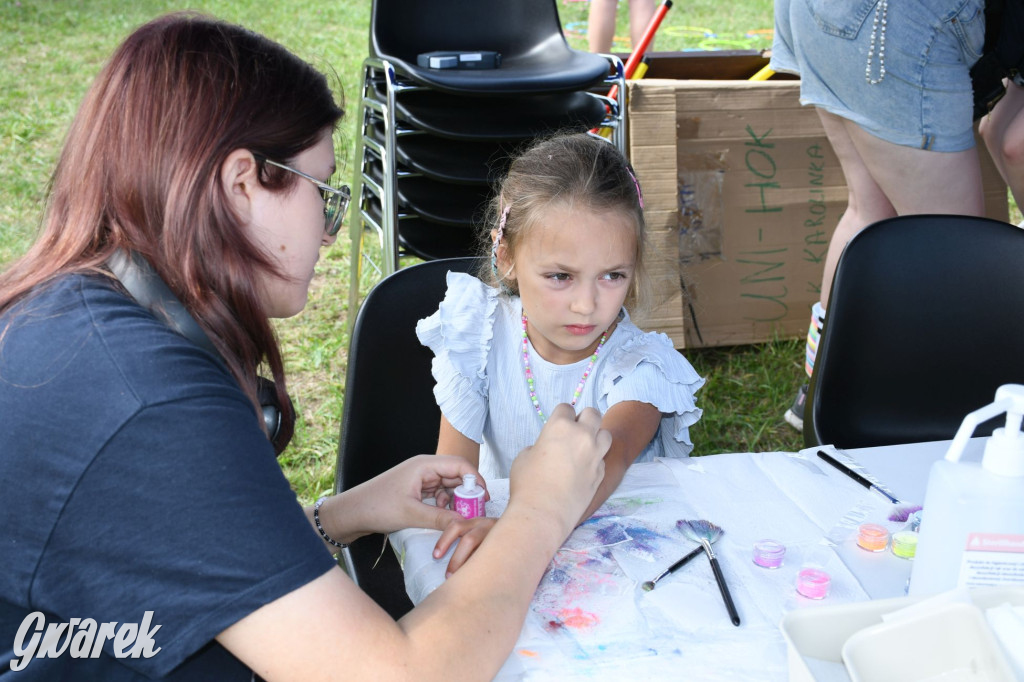 Czystsza Szarlejka, mikroskop i woda z saturatora