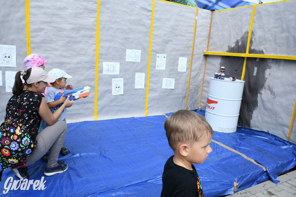 Czystsza Szarlejka, mikroskop i woda z saturatora