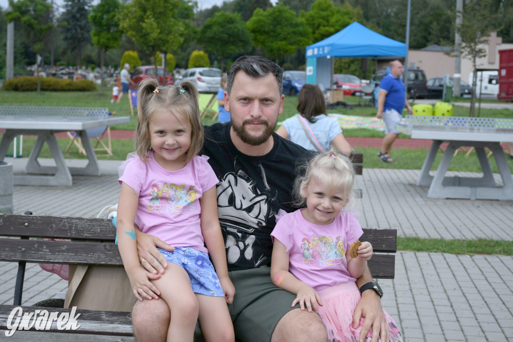 Czystsza Szarlejka, mikroskop i woda z saturatora