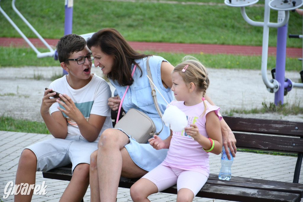 Czystsza Szarlejka, mikroskop i woda z saturatora