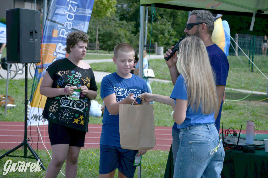 Czystsza Szarlejka, mikroskop i woda z saturatora