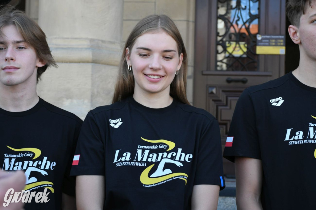 Jadą do Anglii przepłynąć kanał La Manche [FOTO]