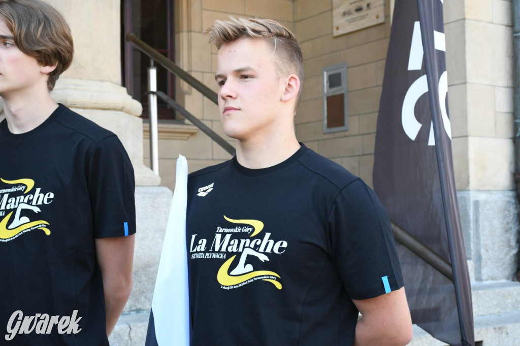 Jadą do Anglii przepłynąć kanał La Manche [FOTO]