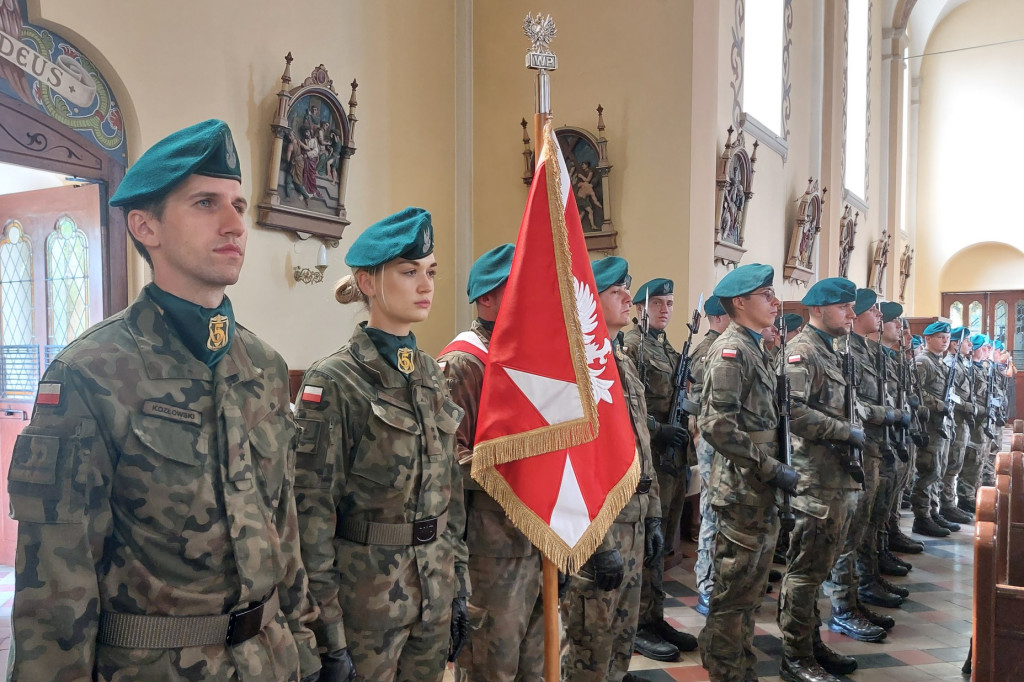 Tarnowskie Góry. Święto wojska na os. Przyjaźń [FOTO]