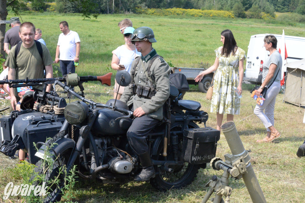 Święto Wojska Polskiego w schronie bojowym w Dobieszowicach