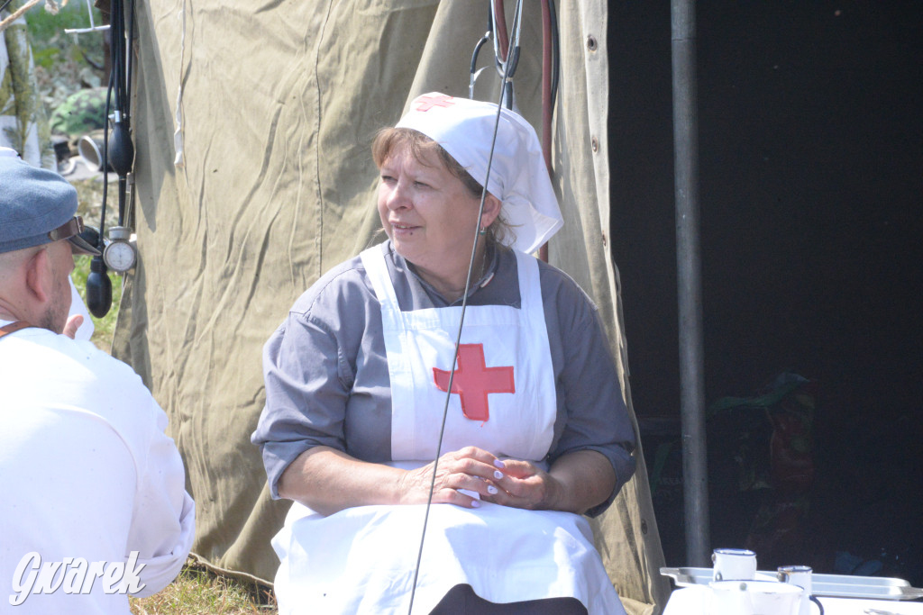 Święto Wojska Polskiego w schronie bojowym w Dobieszowicach