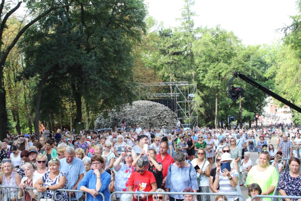 Jestem w Kościele, więc idę - kobiety pielgrzymowały do Piekar Śl.