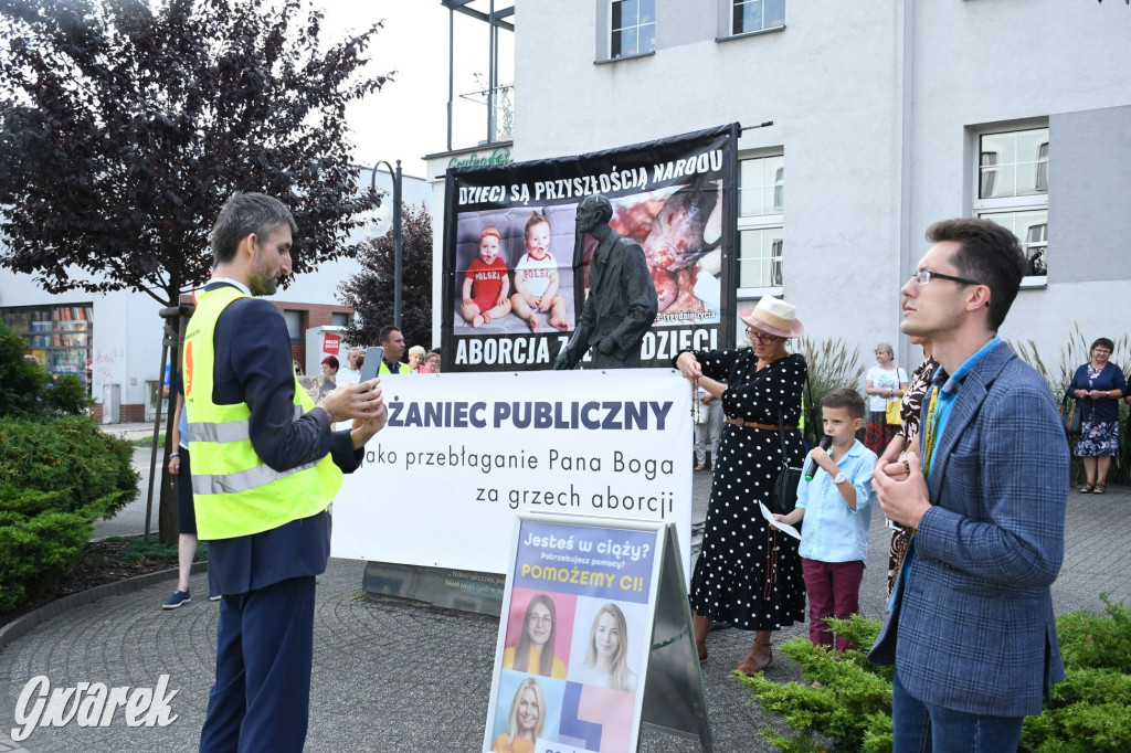 Modlitwa różańcowa ruchu antyaborcyjnego [GALERIA]