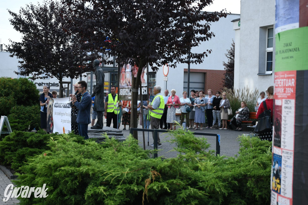 Modlitwa różańcowa ruchu antyaborcyjnego [GALERIA]