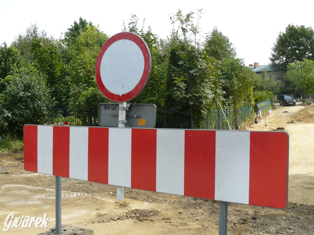 Tarnowskie Góry. Budują łącznik i miejsca postojowe