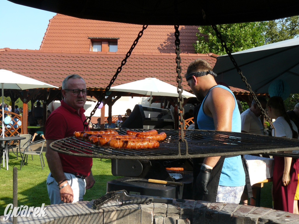 Bobrowniki Śląskie. Piknik parafialny [FOTO, FILM]