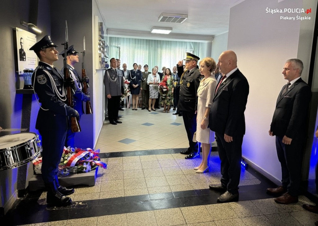 Zabity policjant doczekał się tablicy pamiątkowej