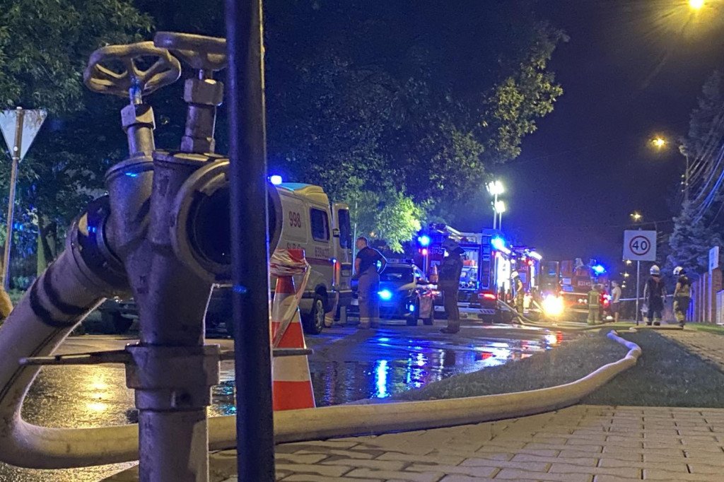 Tarnowskie Góry. Magazyn w płomieniach