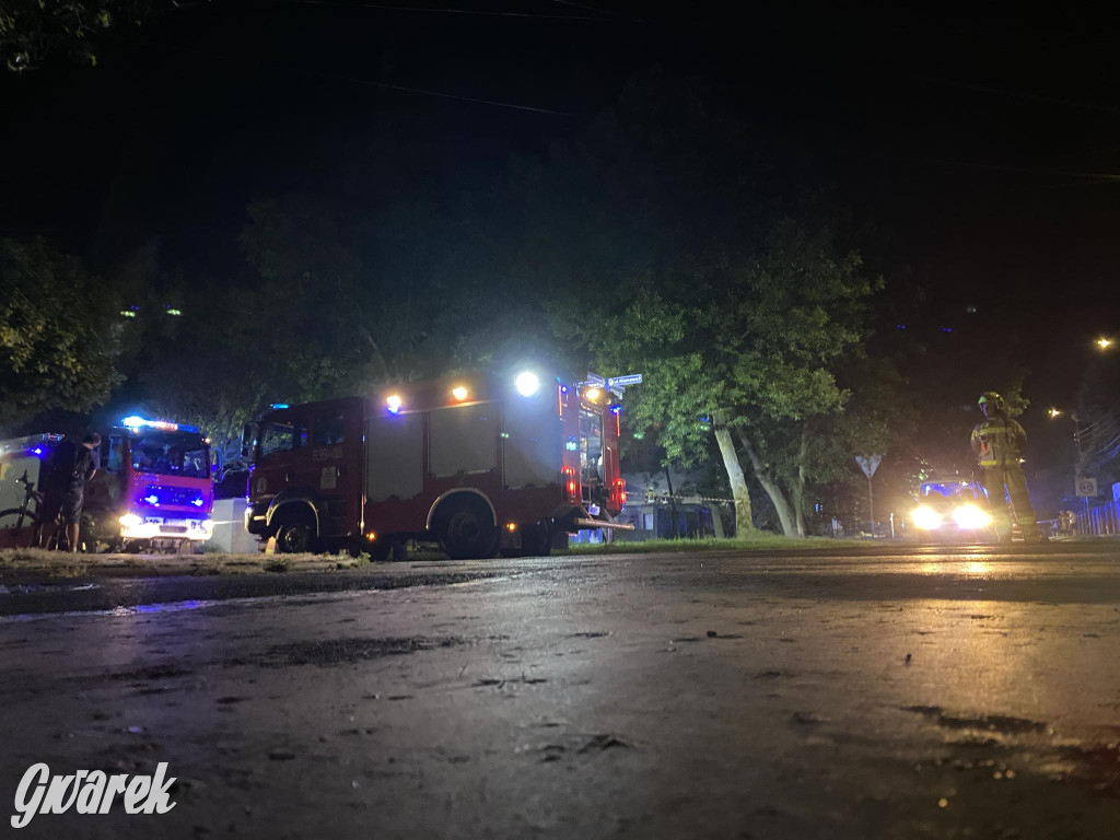 Tarnowskie Góry. Magazyn w płomieniach