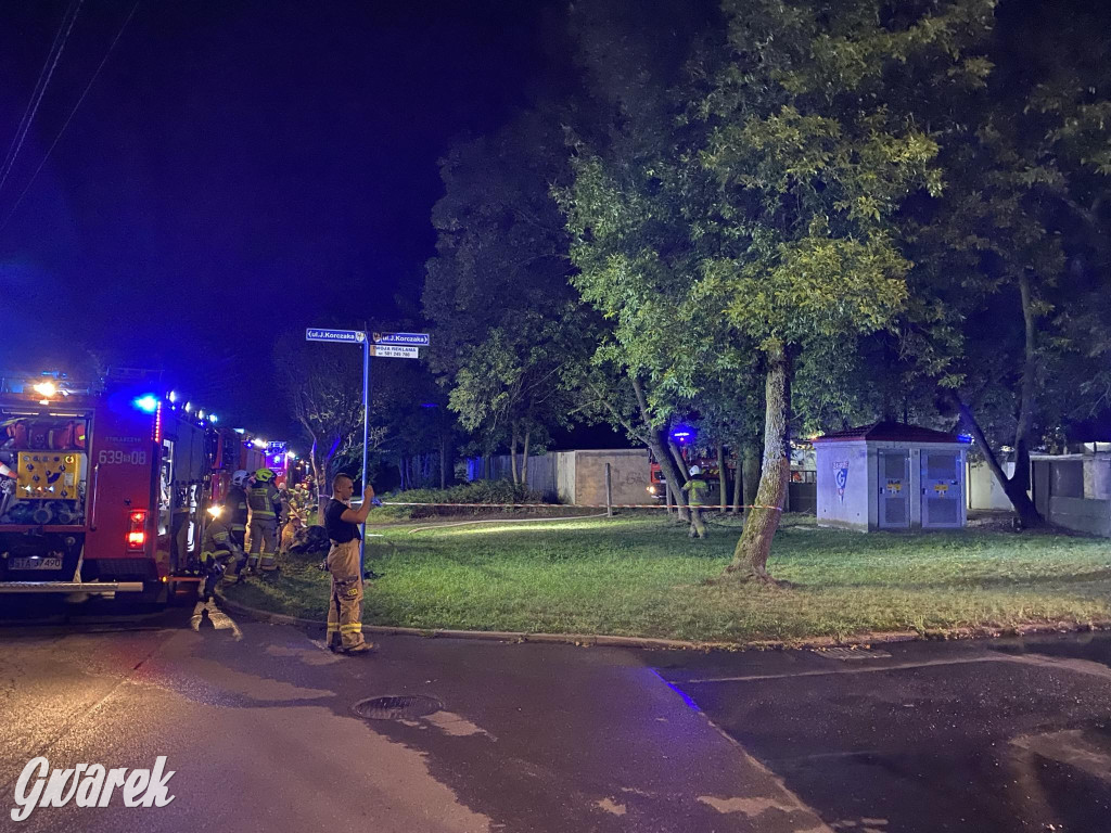 Tarnowskie Góry. Magazyn w płomieniach