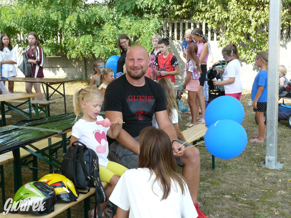 Dobra zabawa na pikniku rodzinnym w Strzybnicy