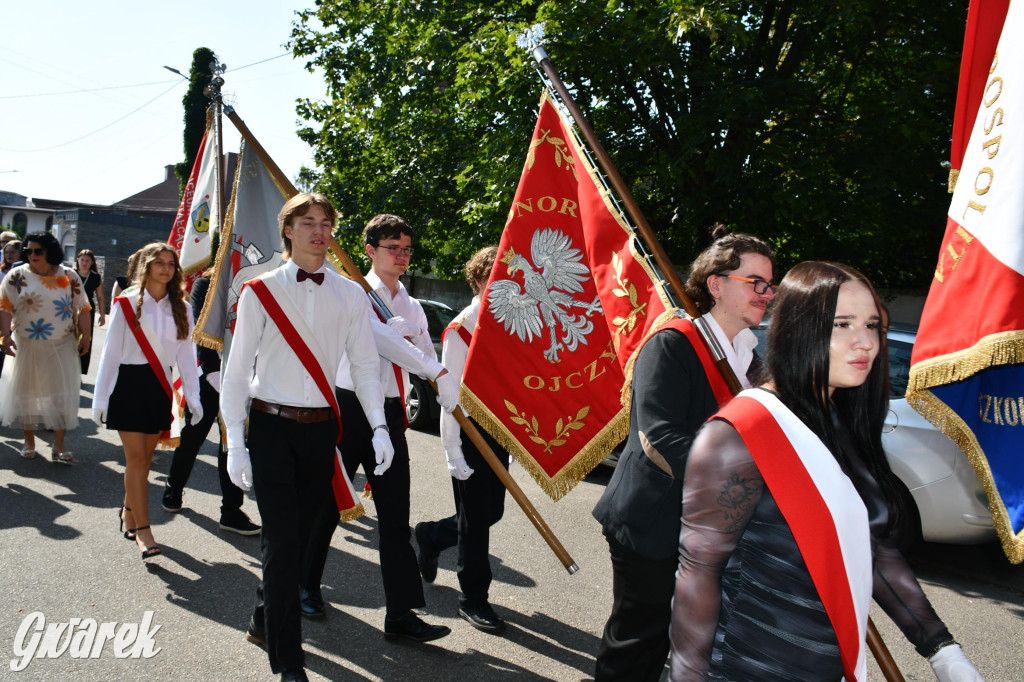 Tarnowskie Góry. Rozpoczęcie roku szkolnego [FOTO]