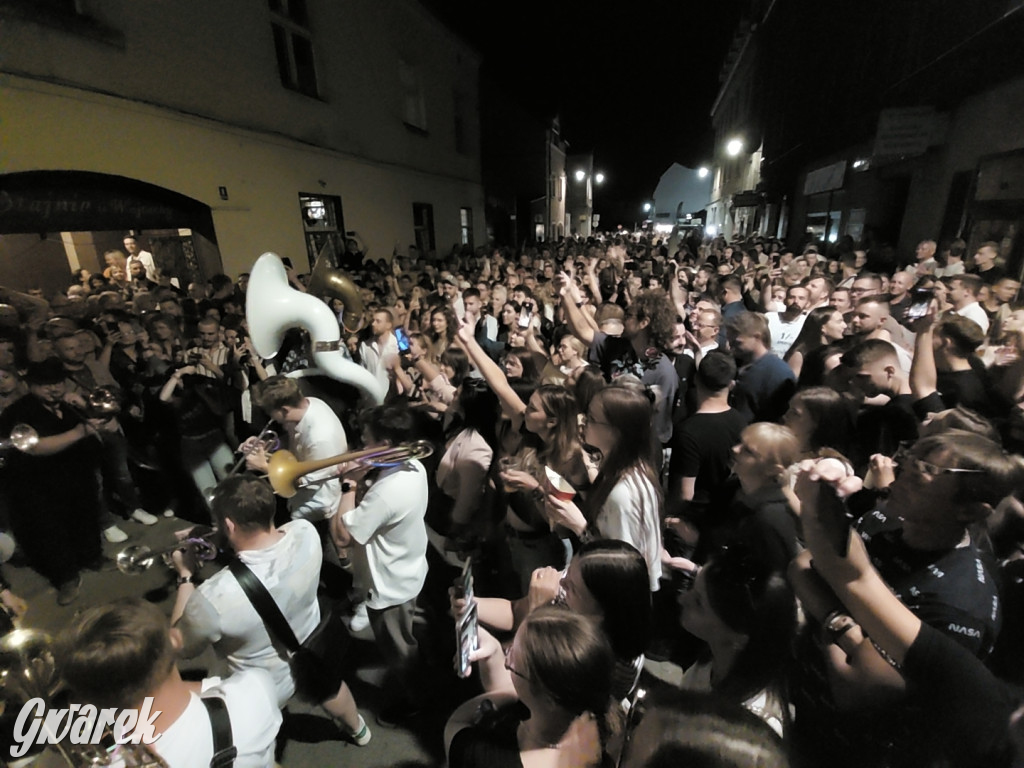 SBQ Brass Band - muzyczni partyzanci przejmują Gwarki