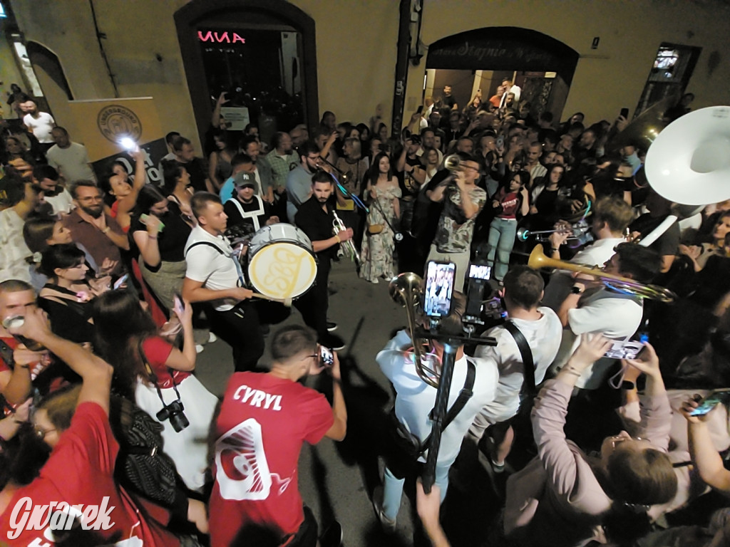 SBQ Brass Band - muzyczni partyzanci przejmują Gwarki