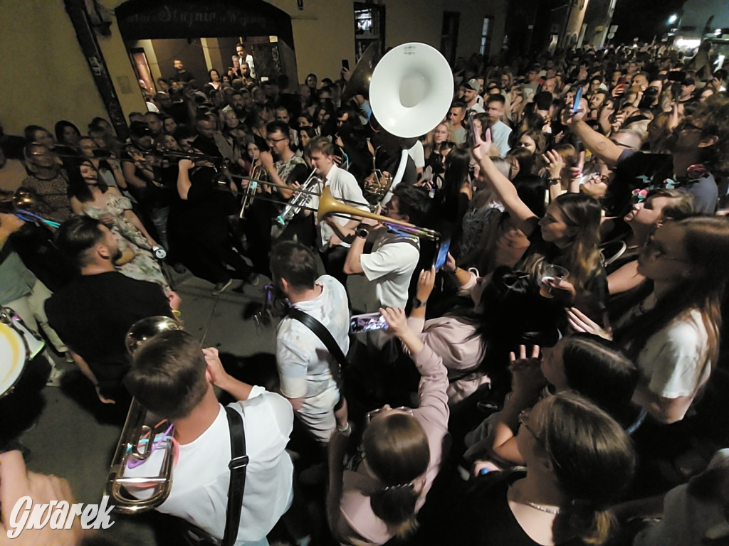 SBQ Brass Band - muzyczni partyzanci przejmują Gwarki