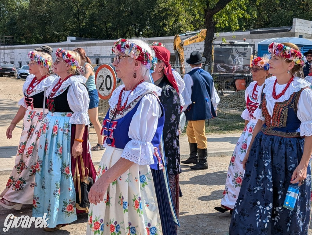 Bili rekord. Miało być 770 osób w śląskich strojach