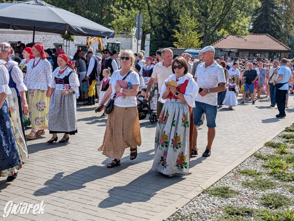 Bili rekord. Miało być 770 osób w śląskich strojach