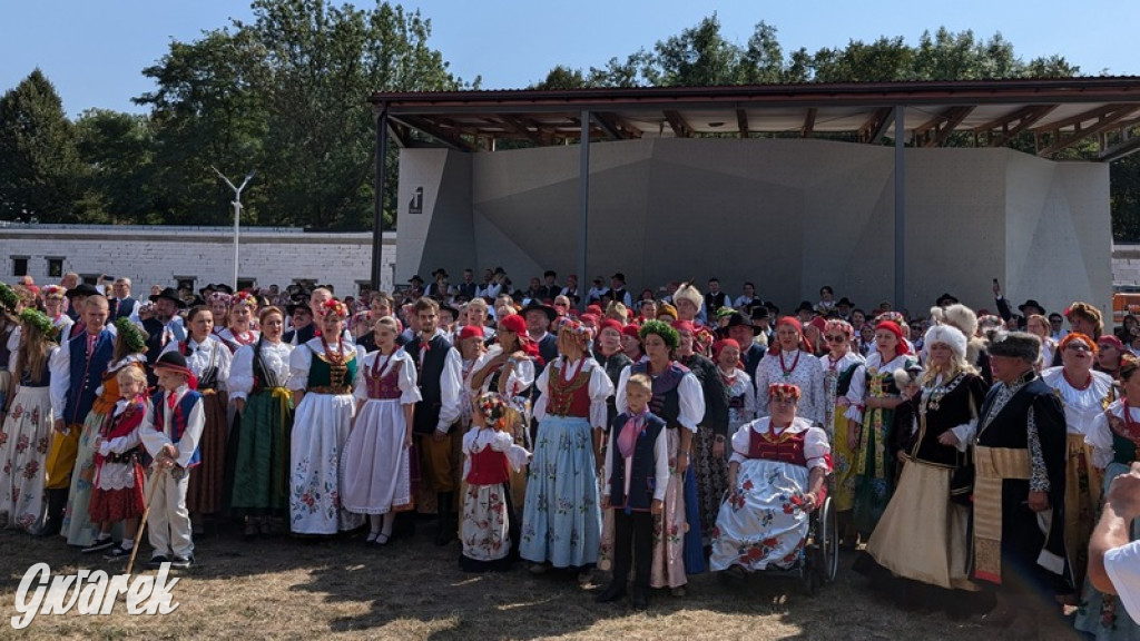 Bili rekord. Miało być 770 osób w śląskich strojach