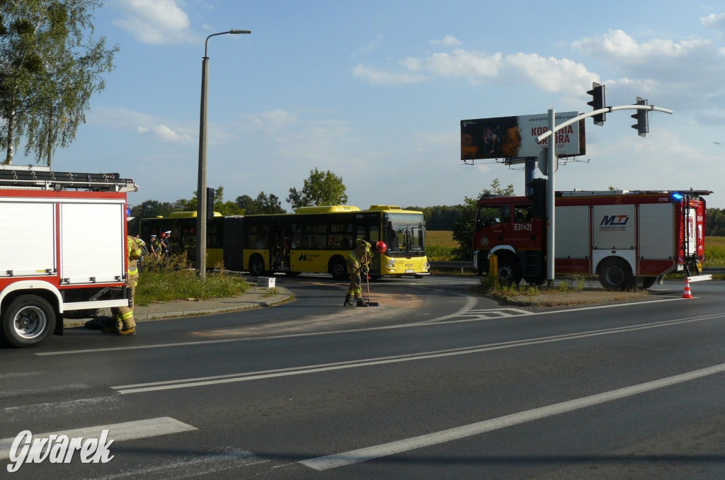 Tarnowskie Góry. Pożar miejskiego autobusu [FOTO]