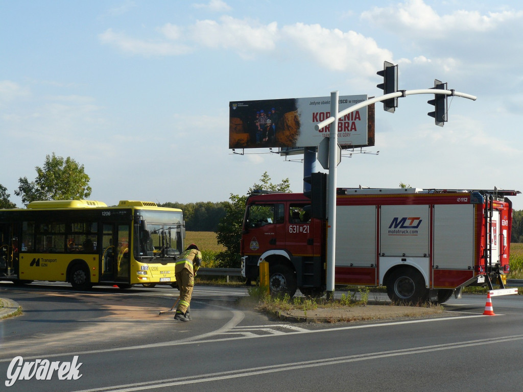 Tarnowskie Góry. Pożar miejskiego autobusu [FOTO]