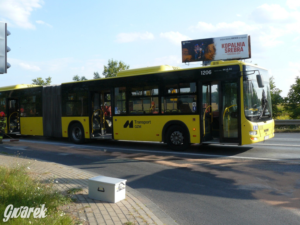 Tarnowskie Góry. Pożar miejskiego autobusu [FOTO]