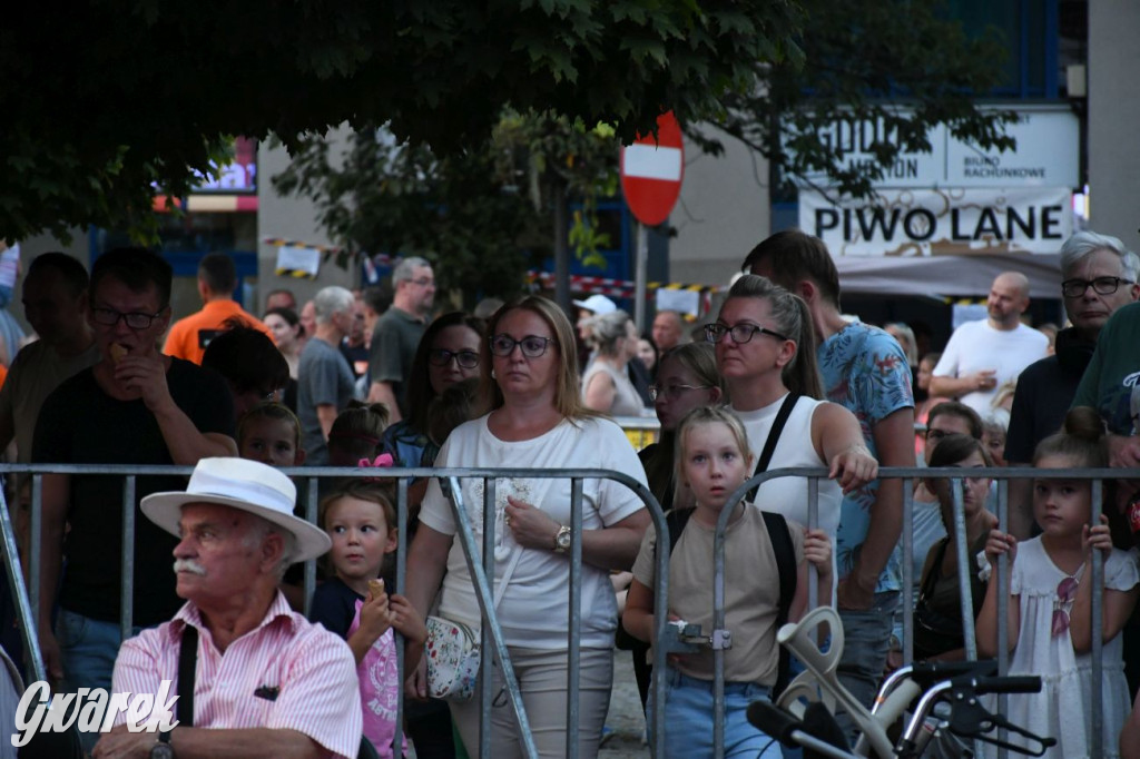 Pełna różowej energii. Bryska na Gwarkach