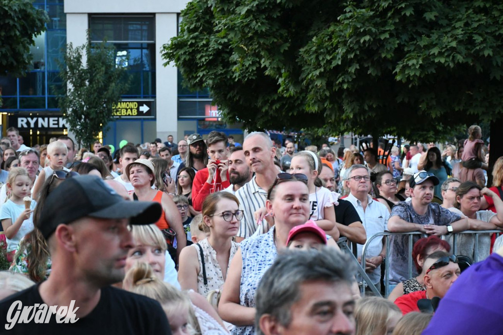 Pełna różowej energii. Bryska na Gwarkach