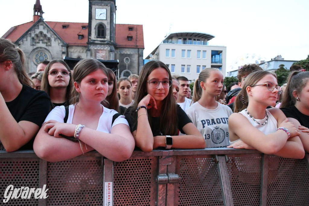 Pełna różowej energii. Bryska na Gwarkach