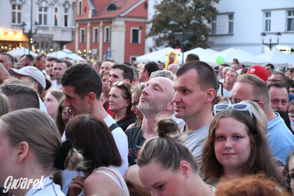 Pełna różowej energii. Bryska na Gwarkach