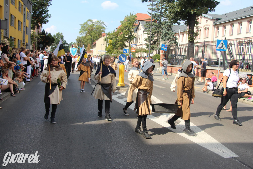 Gwarki i pochód. Było wystrzałowo [GALERIA]